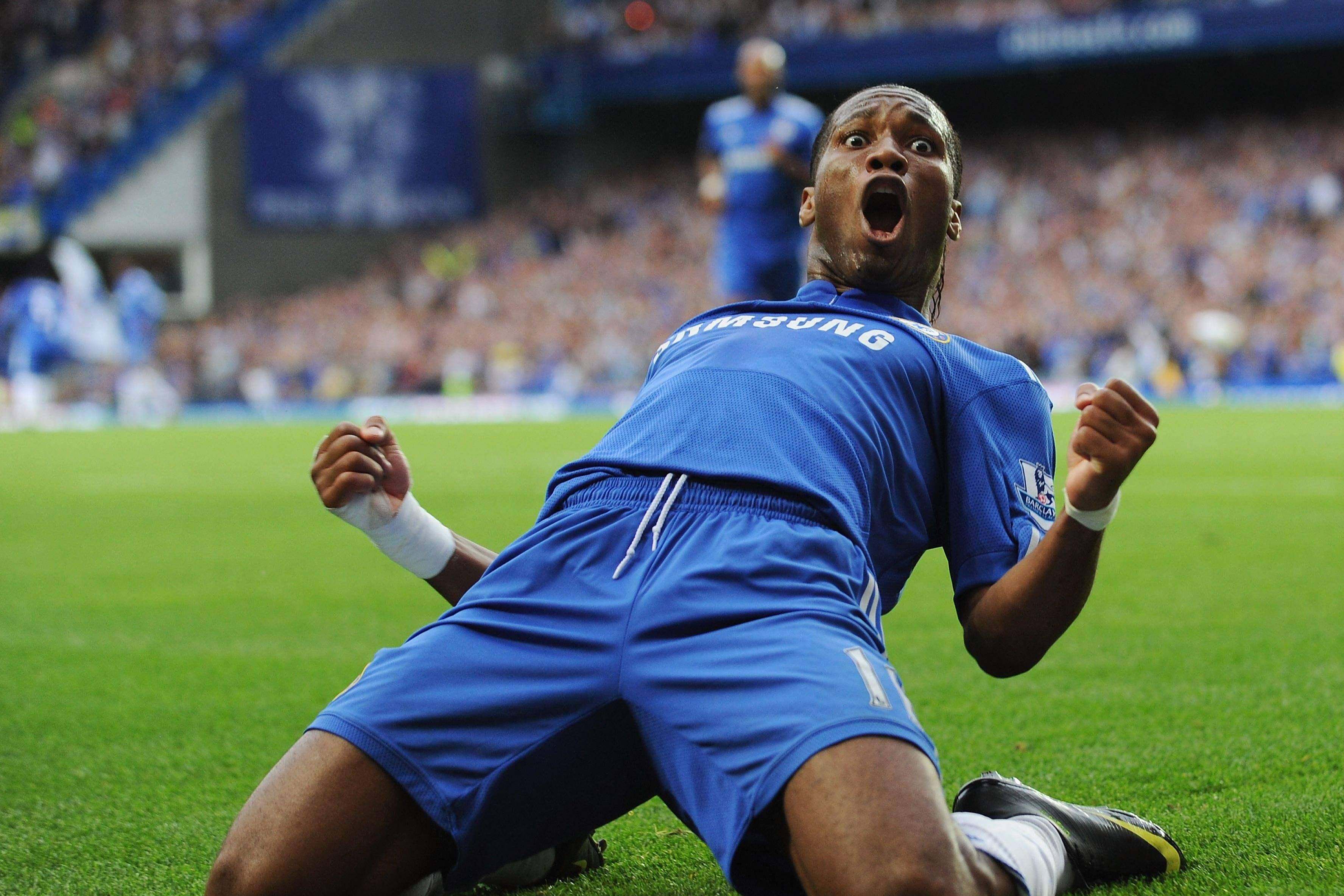  哈兰德焦点对战，德罗巴与30激战雄鹿分钟，险胜胜负难料！全场沸腾不已